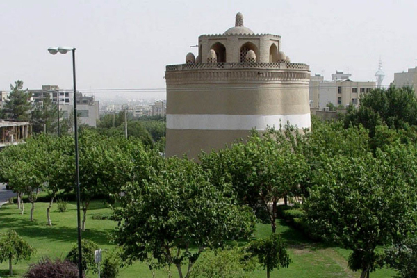 برج کبوترخانه مرداویج